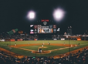 熊猫体育app-马克西关键进球定乾坤，马刺爆冷魔术，青春风暴与战术智慧的胜利